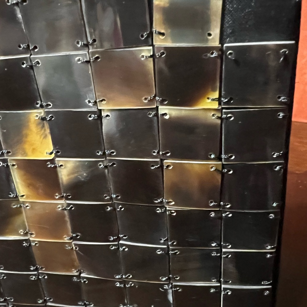 Chic Tortoiseshell Pattern Clutch - image 3